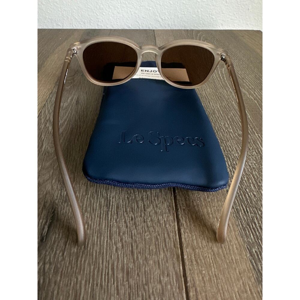 Le Specs Bandwagon Sunglasses Matte Stone Copper Mirror Round Unisex NWOT 51mm - Picture 4 of 8